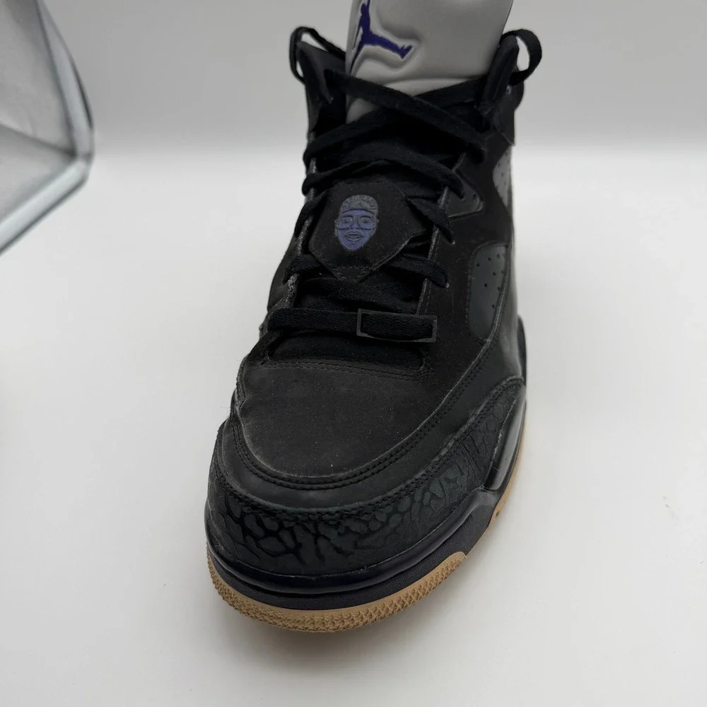 Jordan Sneakers Mens US 12 Black Son Of Low Grape Ice White 580603-008 Elephant